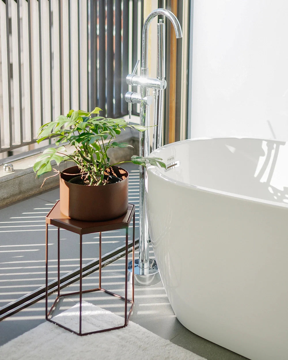 Cachepô alumínio cuia reto 25