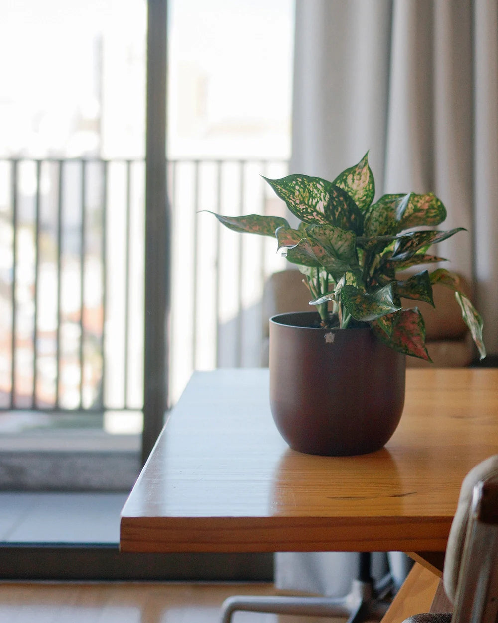 Cachepô alumínio arredondado 18