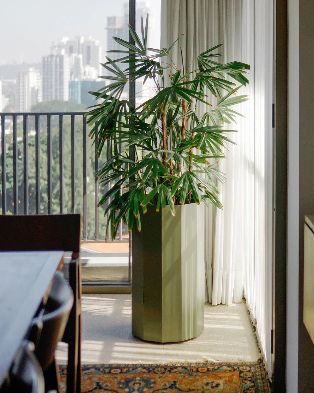 Vaso facetado Íris - Sob encomenda