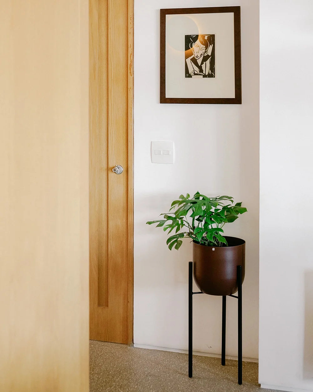 Cachepô alumínio arredondado 25